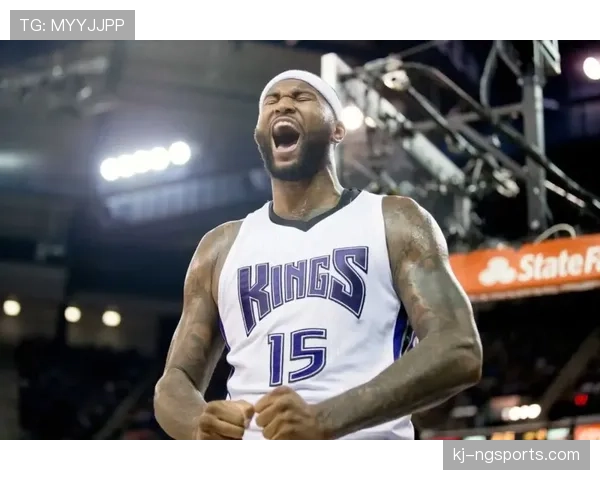 相较以往单打，威金斯依托库里吸引无球切入提升进攻效率