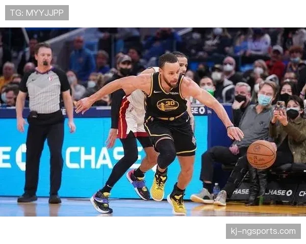 戈登利用挡拆拉开空间提升三分效率，显著助推球队外线火力