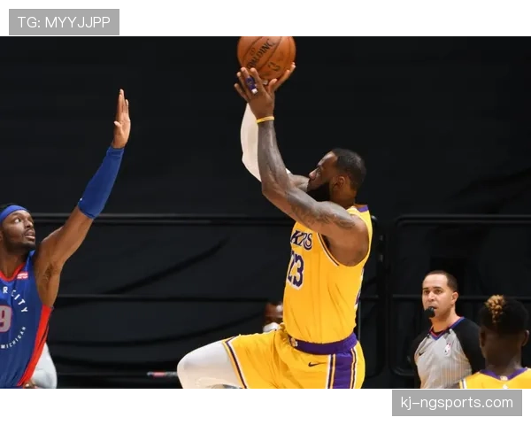 贾马尔·穆雷突破拉开与麦克勒摩关键时刻得分差距